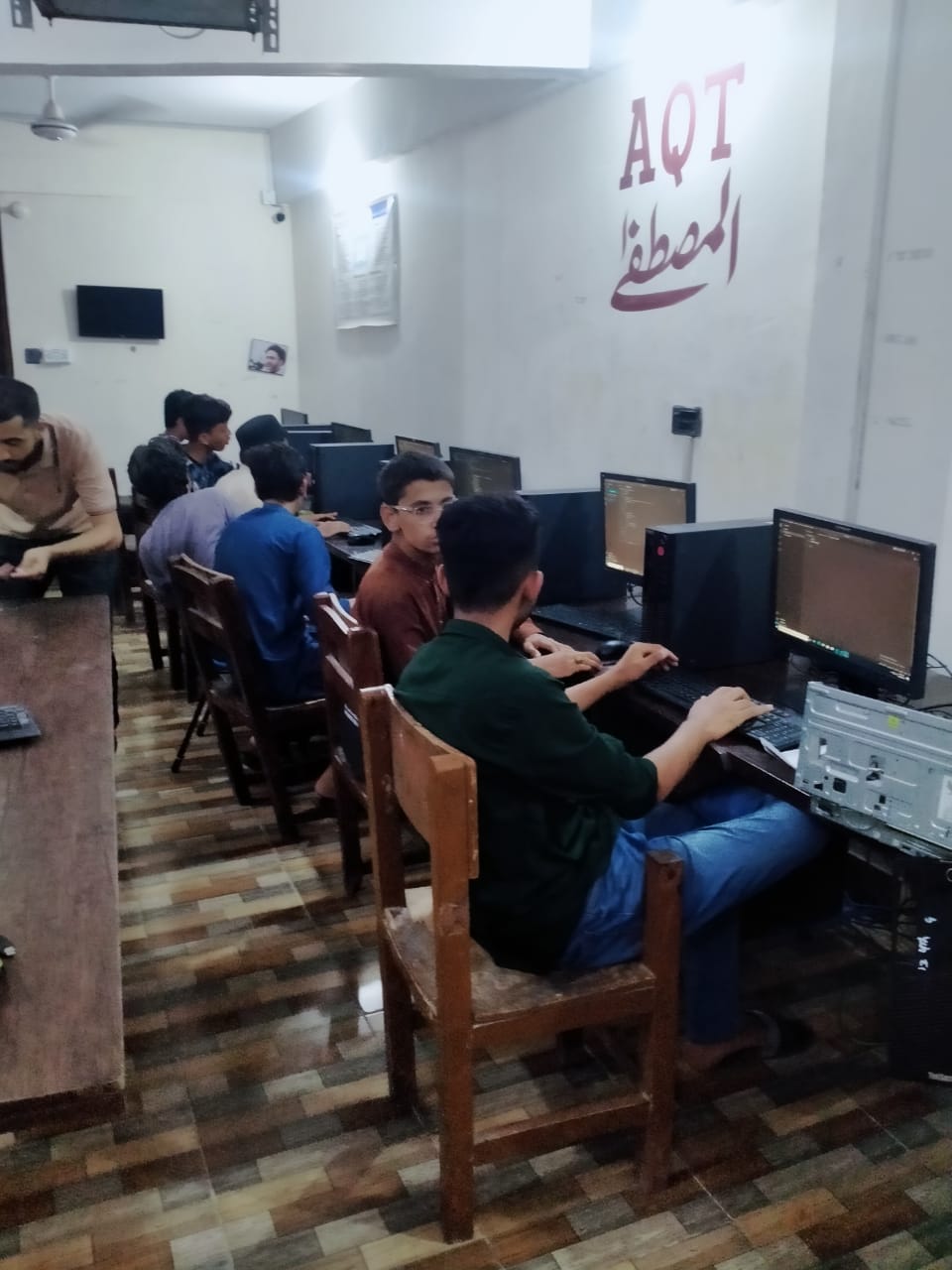 AQS AL-Mustafa Coacing Center (Agra Taj), Karachi, Sindhi